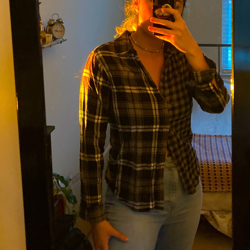 B&w plaid button down shirt